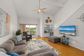 Building Photo - 1118 E Esperanza St