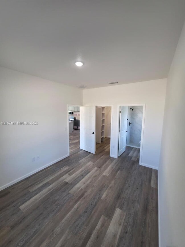 Building Photo - 14659 SW 22nd Pl