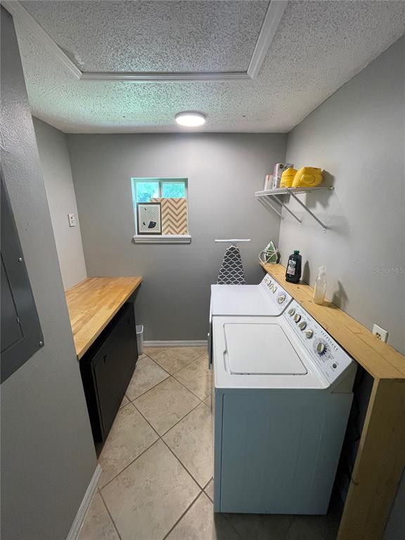 Building Photo - 12860 Lake Sawyer Ln