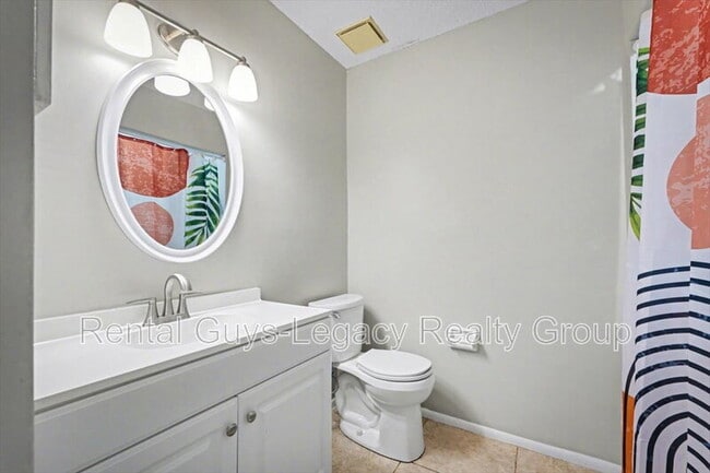 Building Photo - 8204 Oxford Forest Dr