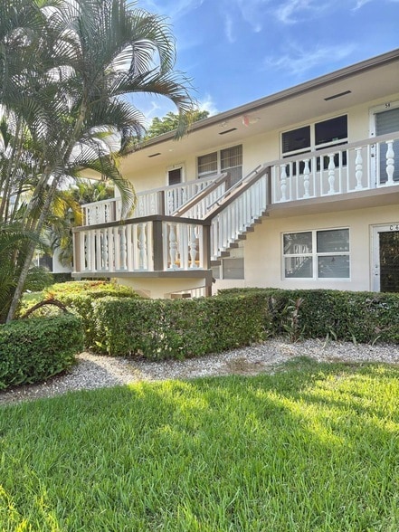 Building Photo - 57 Dorchester E