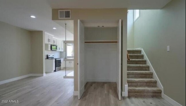 Building Photo - 6035 N 83rd St