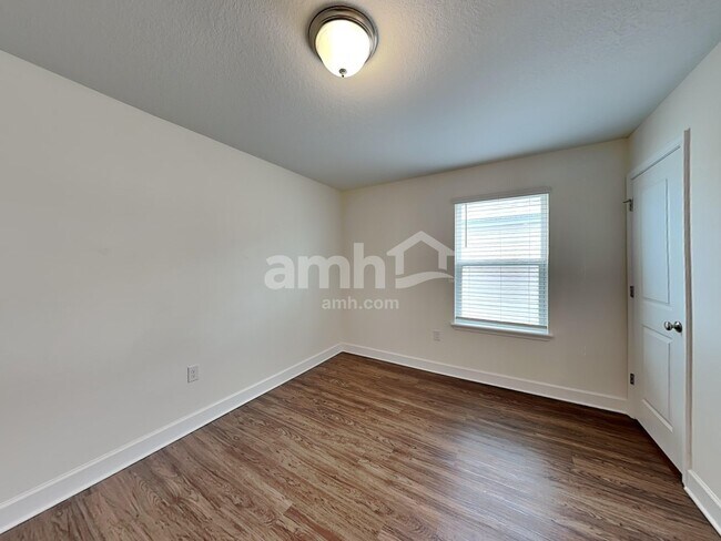 Building Photo - 4343 Reisswood Loop