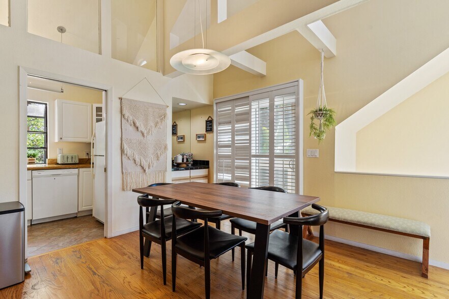 Dining room - 34 Silva Ave