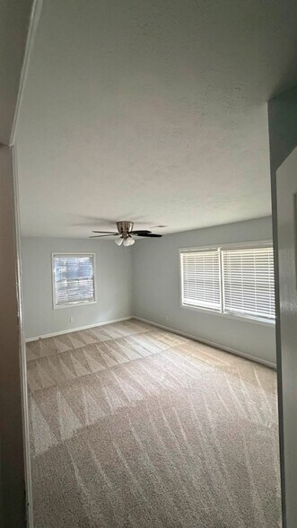 New carpet, new windows, new blinds - 118 Wofford Rd