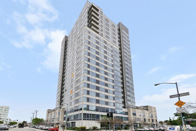 Building Photo - 501 Beale St