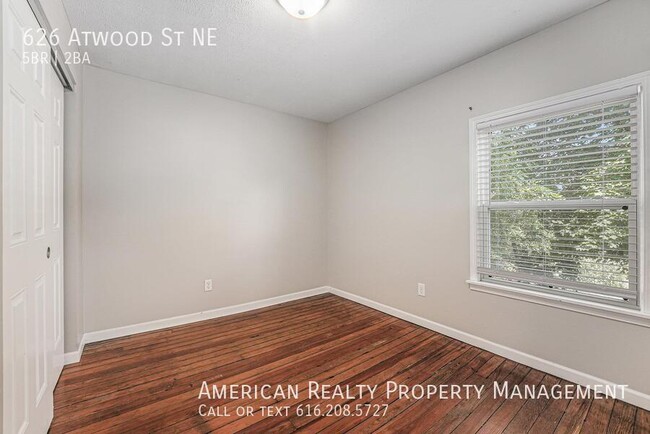 Building Photo - 626 Atwood St NE