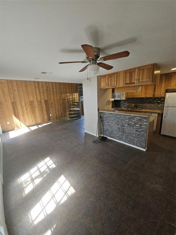 Building Photo - 8211 Katy Fwy