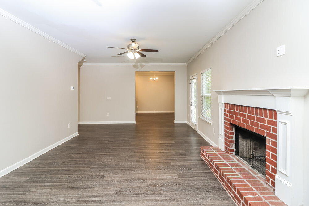 Building Photo - 580 Fieldcrest Dr