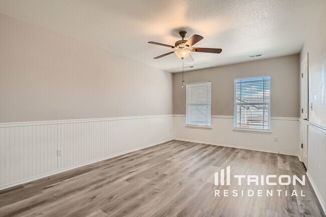 Building Photo - 4095 Eagle Ridge Way