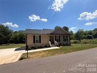 Building Photo - 67 Travora Cir