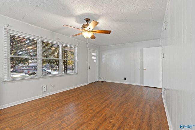 Building Photo - 1611 Clb Vw Dr NW