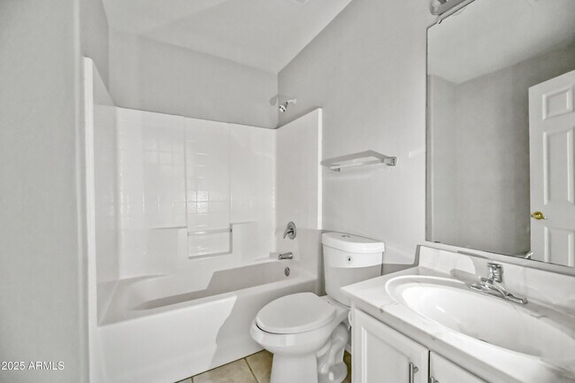 Building Photo - 351 N Wildrose