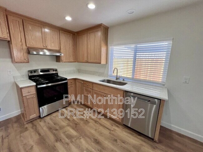 Building Photo - 2578 Pembrook Way