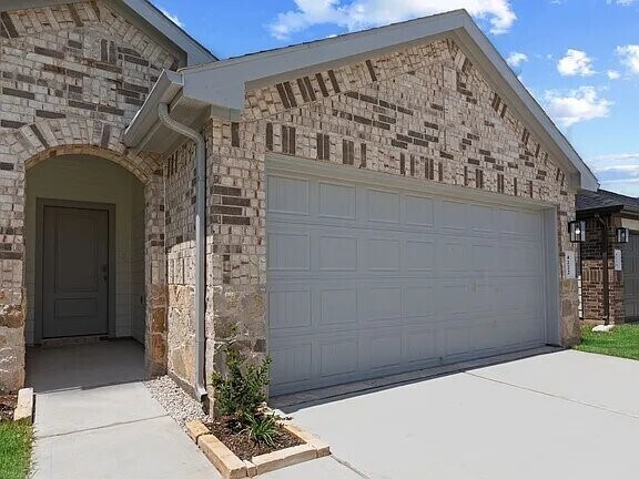 Building Photo - 3815 Turnpike Dr