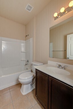 Building Photo - COMAL ISD, 2600+ sq ft, Ridge of Silverado...