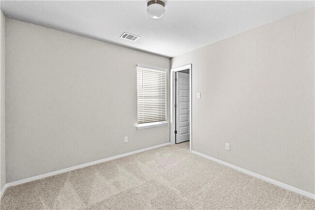 Building Photo - 124 Fabion St