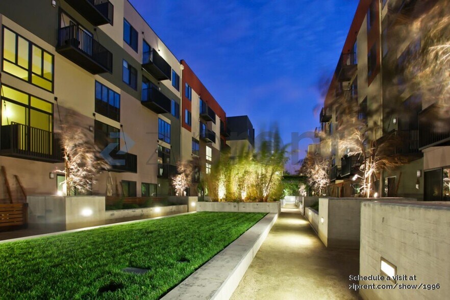 Building Photo - 88 Bush St