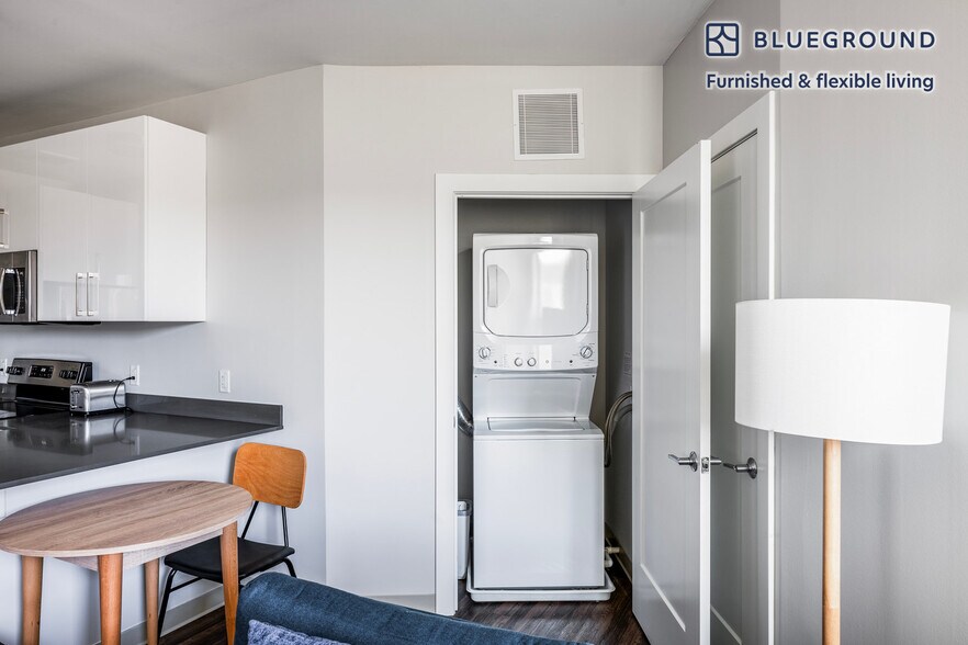 Building Photo - 181 Washington St