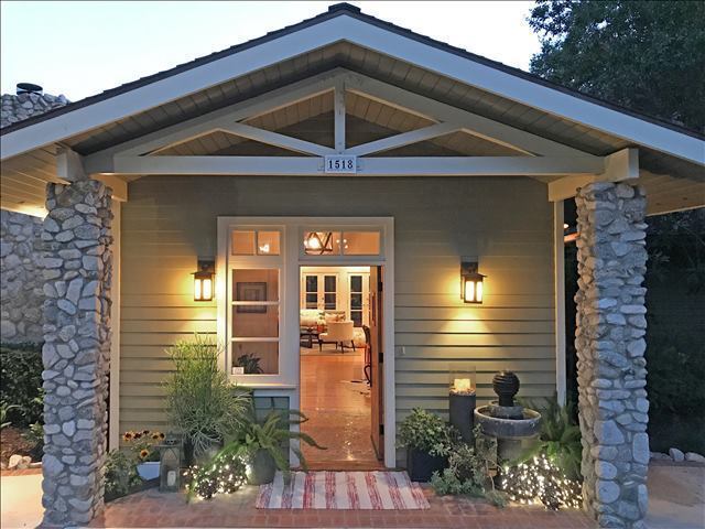 Building Photo - Coming Soon! La Canada Flintridge Contempo...