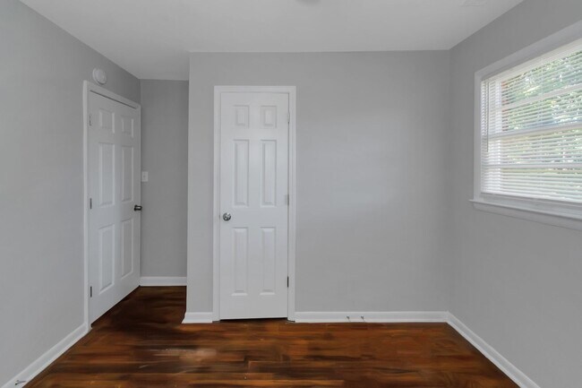 Building Photo - Schedule a Tour TODAY!