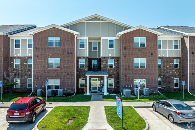 Building Photo - Latitude Lofts