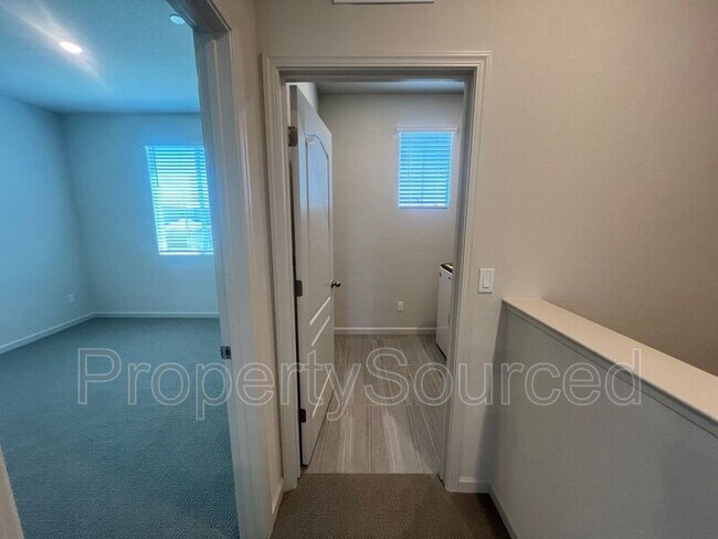 Building Photo - 2957 Mokelumne Ct