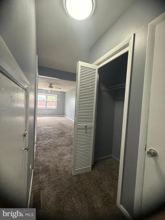 Building Photo - 75 Melrose Ave