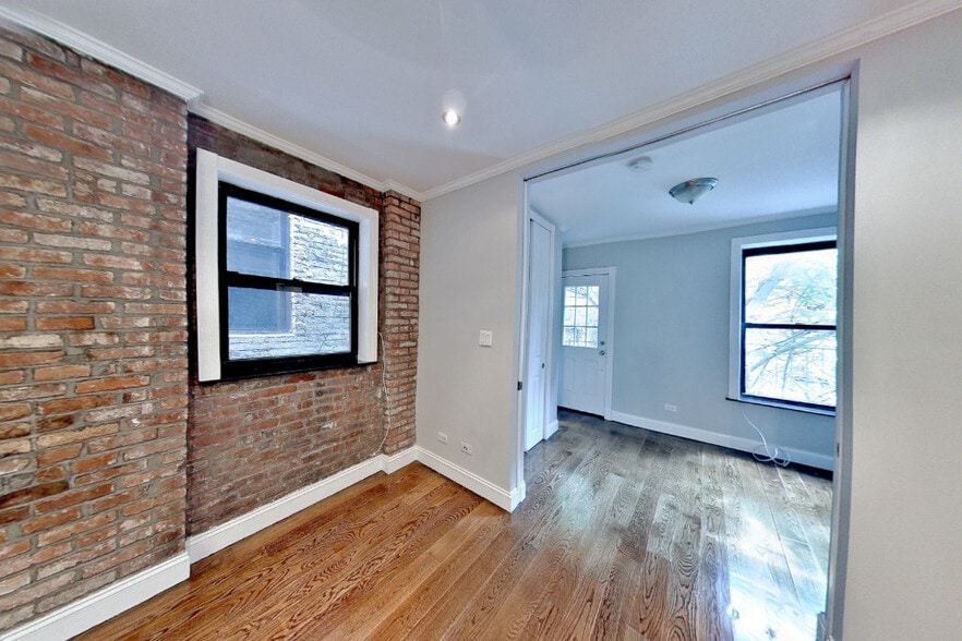 Building Photo - 436 W 52nd St