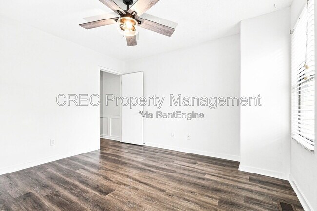 Building Photo - 2757 Jobee Dr