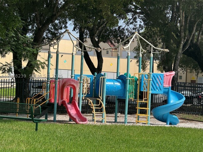 Building Photo - 11467 SW 109th Rd