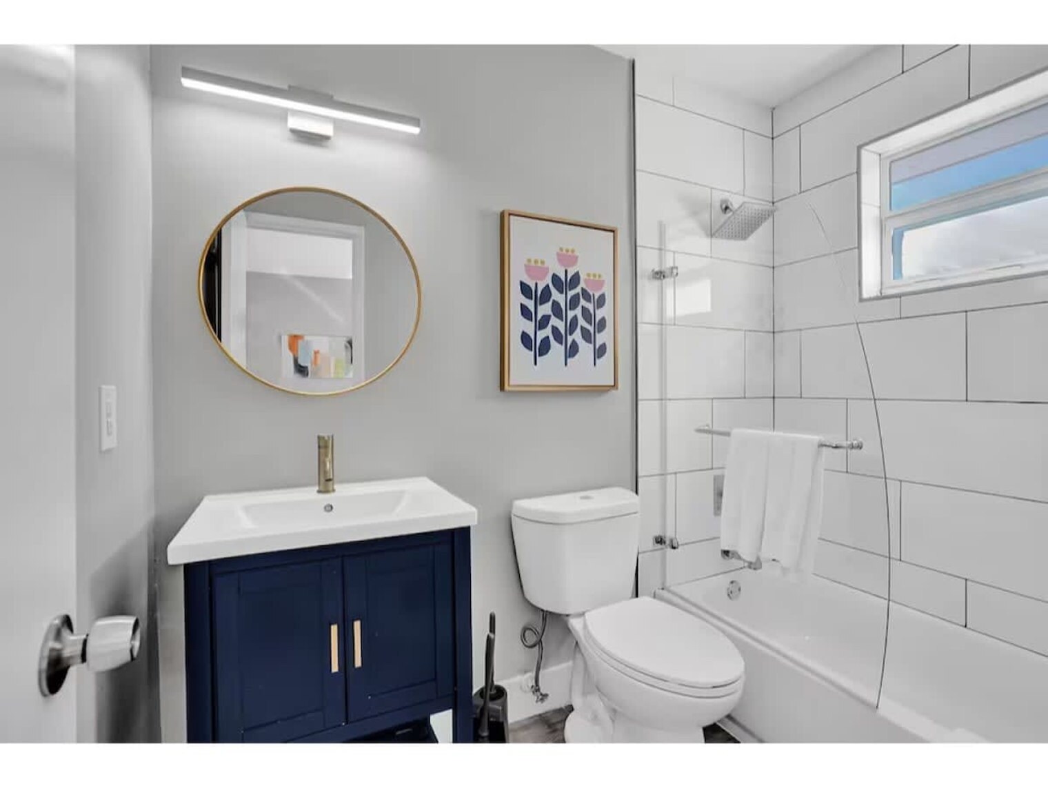 Building Photo - 50 Davie Blvd