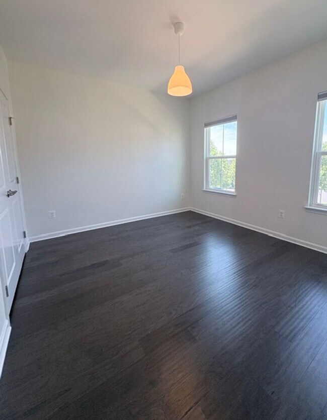 Building Photo - 22110 Fulmer Ave