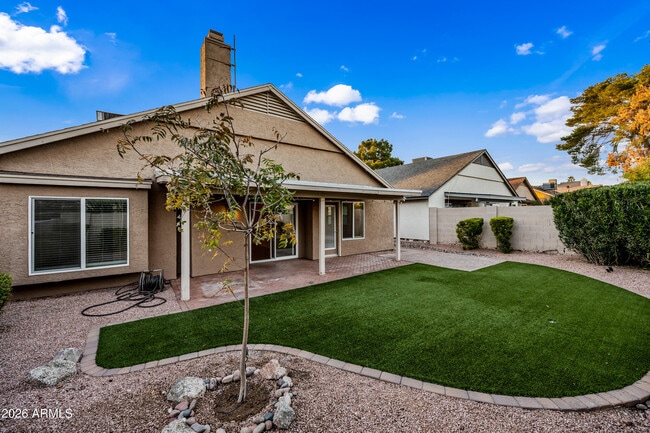 Building Photo - 1129 N 87th St