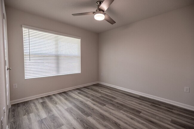 Building Photo - 1 Month FREE with 13 month lease!!!!     4 Bedroom 2 Bath Home in Roberts Cove Community in Foley