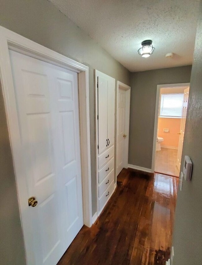 Building Photo - 3 bed 1 bath in Midwest City