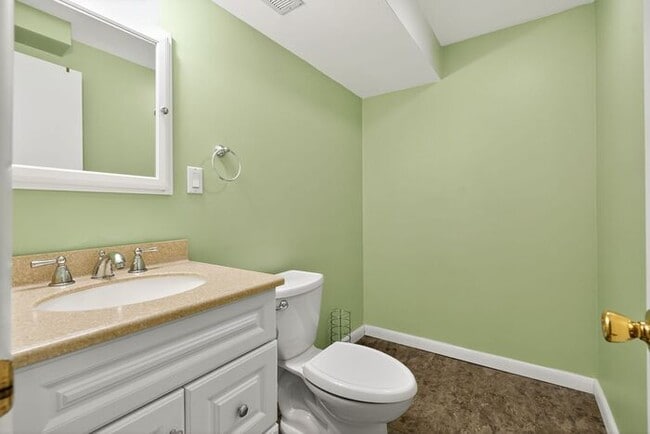 Building Photo - 85 Brookeside Pl