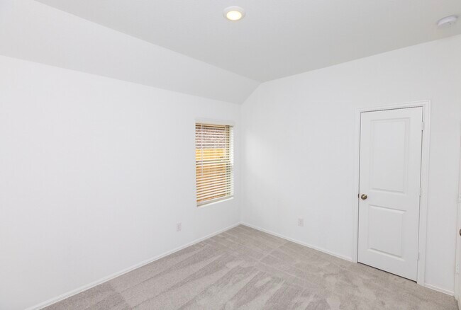 Building Photo - 5330 Sleepy Fox Ln