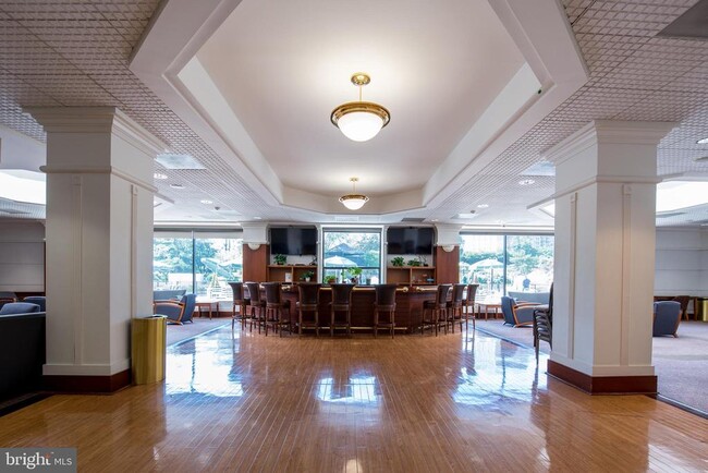 Building Photo - 203 Yoakum Pkwy