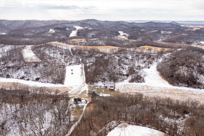 Building Photo - W14242 Hein Ln