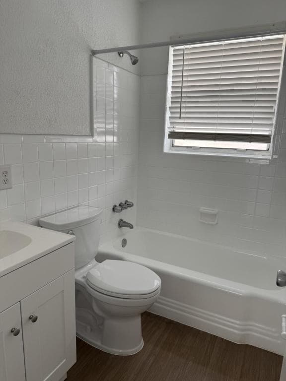 Building Photo - 4121 NE 22nd Ave