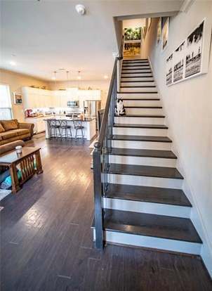 Building Photo - 2745 Troutt Dr
