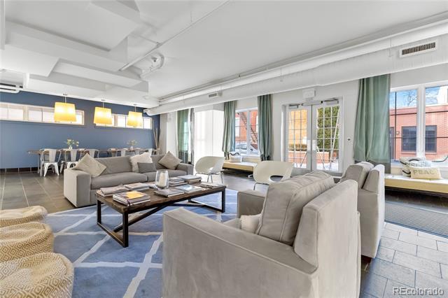 Building Photo - 410 Acoma St