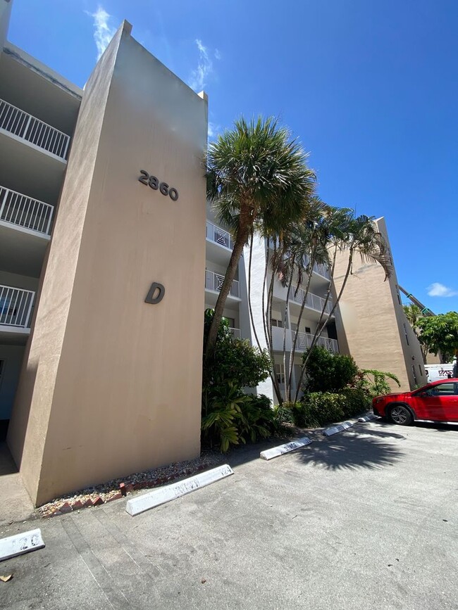 Primary Photo - Great Condo close to the Beach