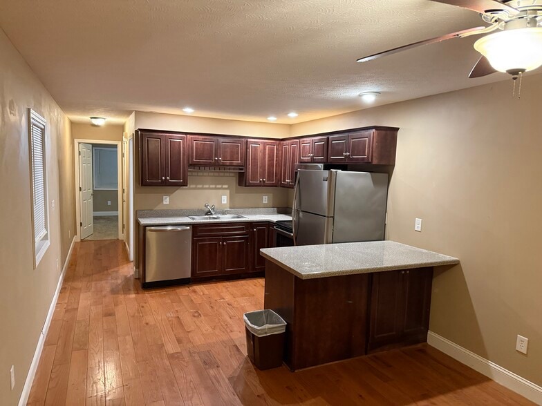 Kitchen - 1824 7th Ave