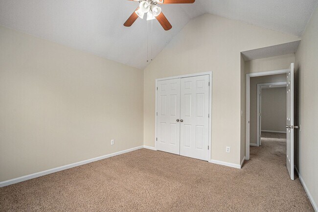 Building Photo - 5346 Salem Springs Dr