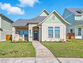 Building Photo - 102 Cardinal Wds