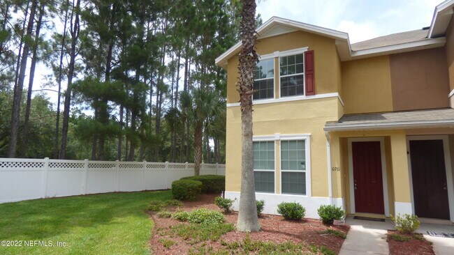 Building Photo - 625 Oakleaf Plantation Pkwy