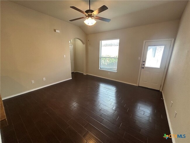 Building Photo - 298 Rosalie Dr