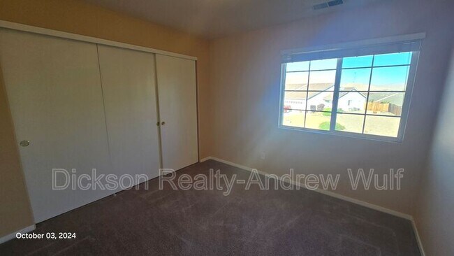 Building Photo - 8778 Sunset Breeze Dr